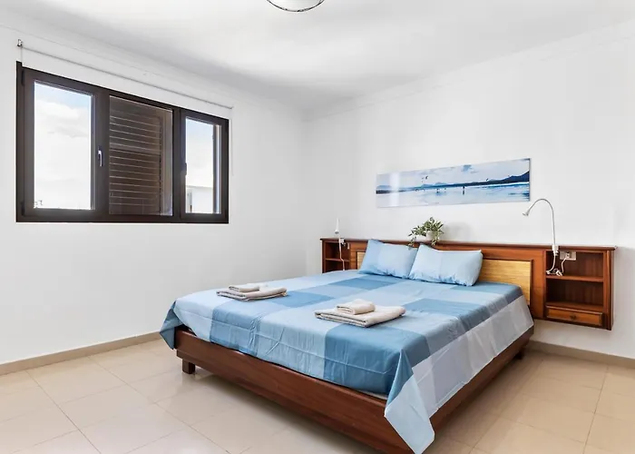 Home2book Charming Seashell Beachview 아파트 *