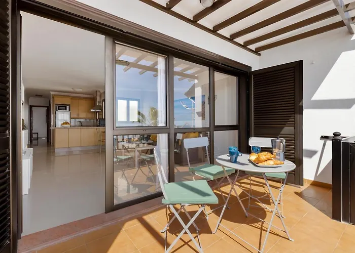 Home2book Charming Seashell Beachview * Playa Honda (Lanzarote)